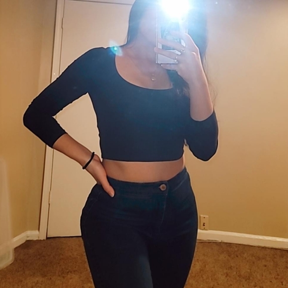 Meet your Posher, Diana - Picture 2 of 4